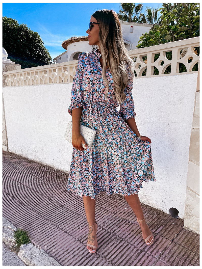 Digital Print Small And Sweet Lace Midi Dress