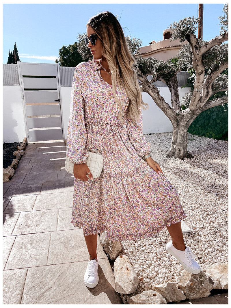 Digital Print Small And Sweet Lace Midi Dress
