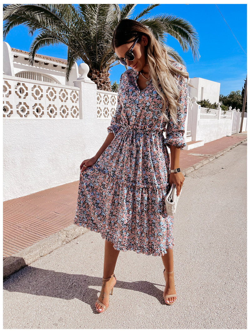 Digital Print Small And Sweet Lace Midi Dress
