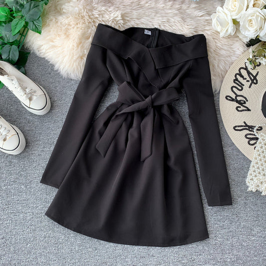 One-piece collar waist slimming dress Glamour Gale